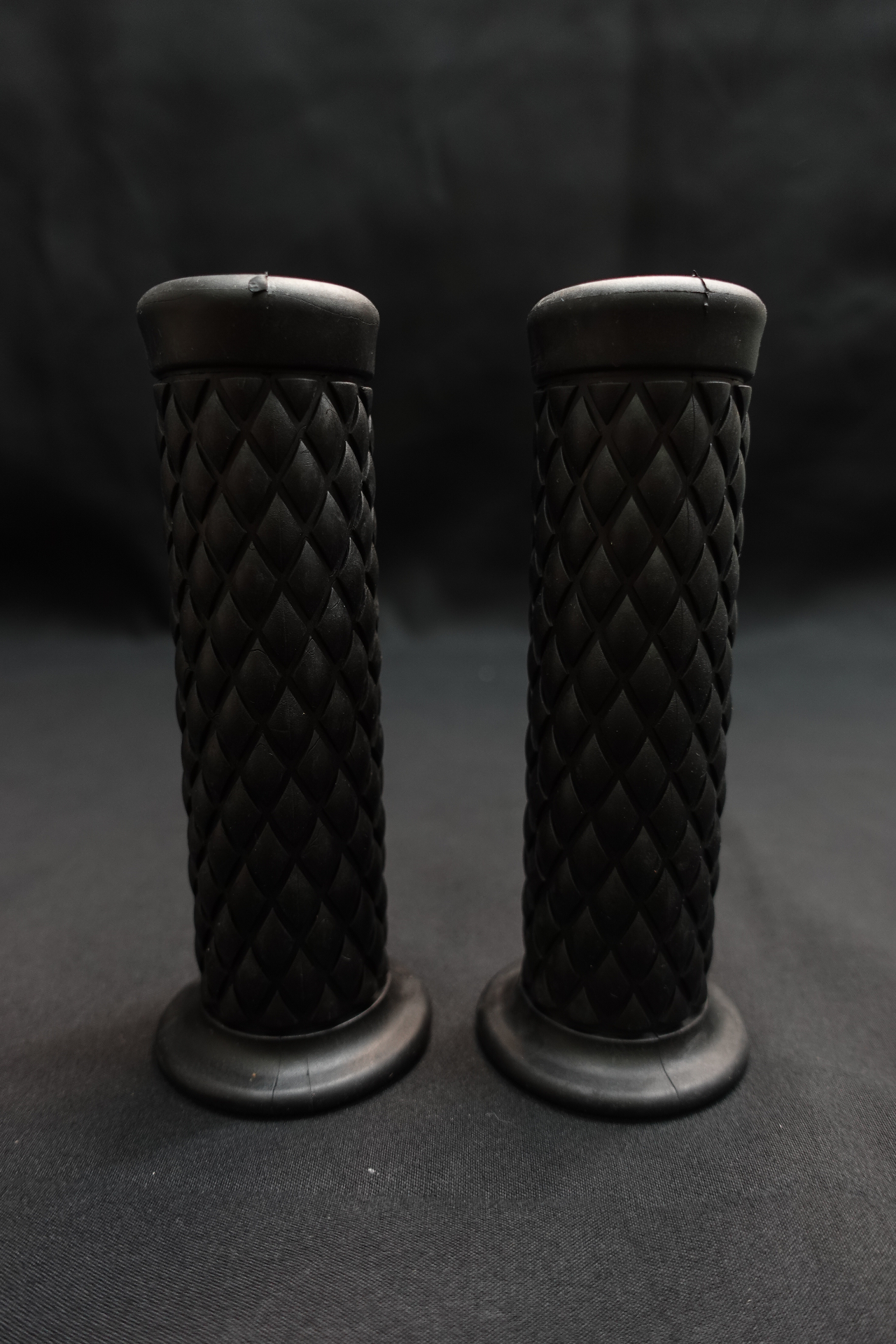 Diamond Grips (Black)